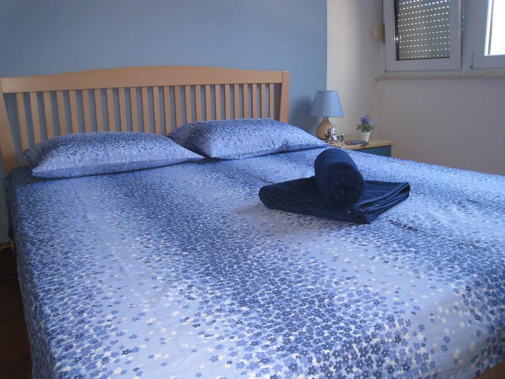 Apartment Ella Mare Zadar Room photo